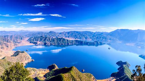 去云南丽江旅游，最值得去的不再是玉龙雪山，来泸沽湖感受自然美