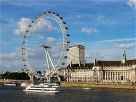 在伦敦拍电影必入镜——伦敦之旅第三站：不是伦敦桥的伦敦塔桥