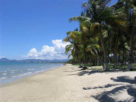 三亚湾的美景说说