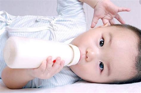 宝宝喝奶粉到多大最好