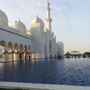 迪拜旅游之朱美拉大清真寺