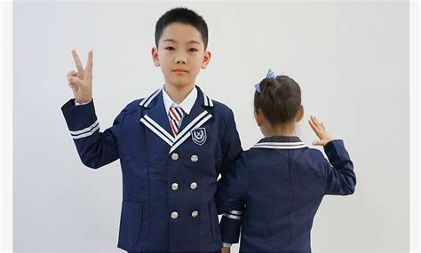 誰知道好點的做校服的廠家