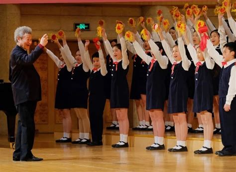 歌声与微笑少年合唱团