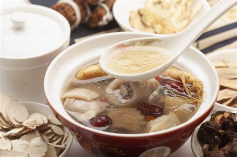 来姨妈喝什么汤补