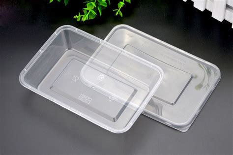一次性飯盒，其材料是什么？
