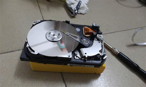 移动硬盘坏了怎么办?怎么提取里面的资料