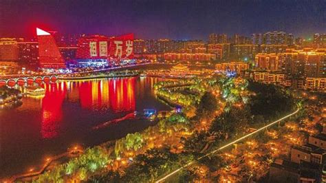 央视直播西安庆祝新中国成立70周年主题灯光秀