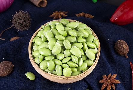 黄豆年轻的时候是毛豆吗
