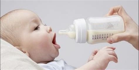 為寶寶沖泡奶粉的正確方法是什么?