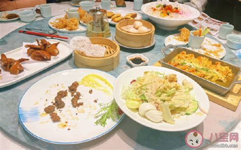 宿舍聚餐好听的文案