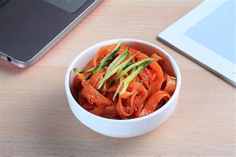 搟面皮是哪里的小吃