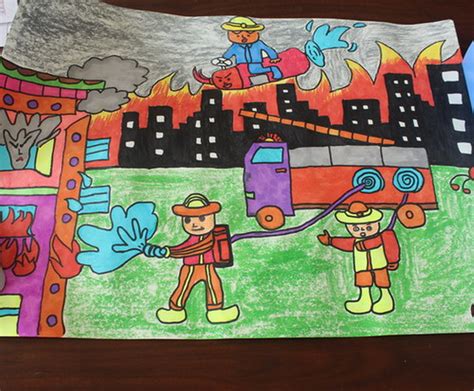 小学生画119消防画