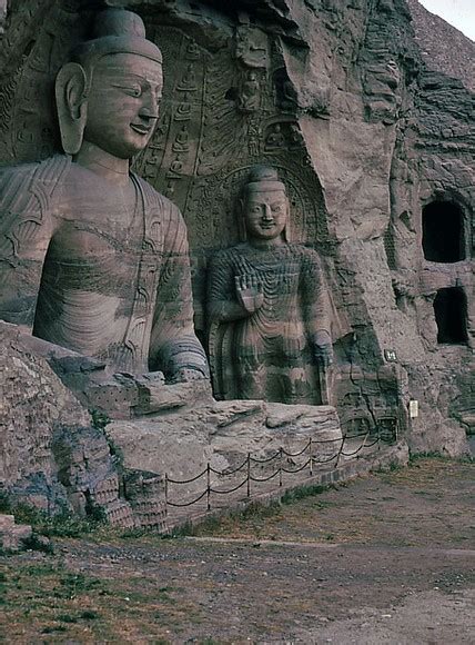云冈石窟：中国佛教艺术首个巅峰经典杰作