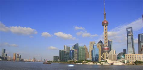 带朋友上海2天游,谁能推荐一下好的路线?