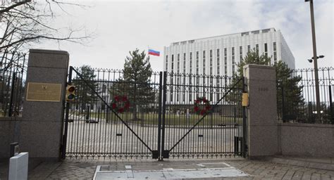 中国驻俄罗斯使馆电话