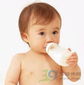 婴儿喝脱脂牛乳奶粉好吗