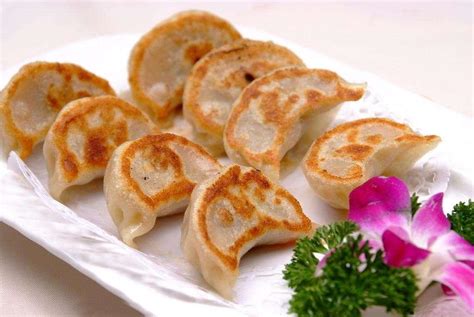 誰(shuí)知道煎餃這道菜怎么做？