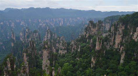 张家界和天子山风景区是在一起的么?怎么??