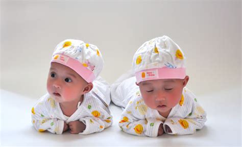 女人梦到自己生双胞胎是什么预兆