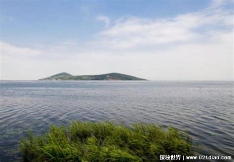 洞庭湖；长江中游的一个重要湖泊
