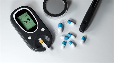 为什么用血糖测试仪测血糖连续测三次的结果相差很大?