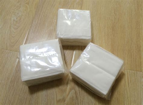 哪有批發抽紙,卷紙??有電話也行!