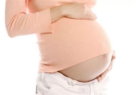 孕期这3种表现可能是动了胎气