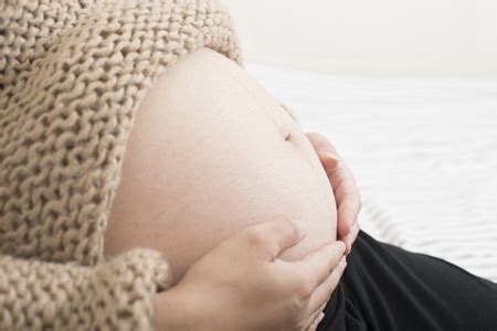怀孕期间吃什么补胎儿大脑发育