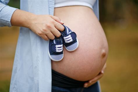 指导孕妇正确自数胎动的具体方法
