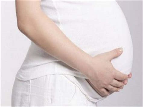 女人发现怀孕三个月
