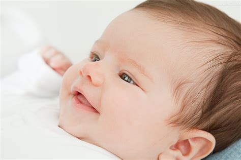 为什么母乳喂养的宝宝比奶粉喂养的宝宝瘦