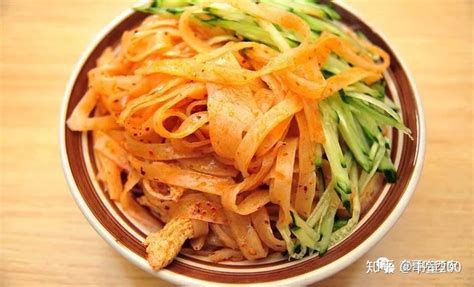 搟面皮的辣椒油怎么做啊？望大家多多指教啊。