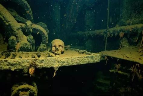 “太平洋上的直布罗陀”，它是世界上最大的船舶墓地