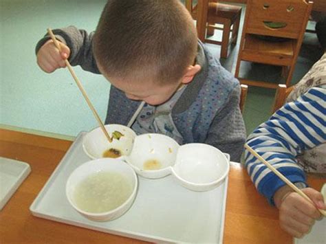 小孩特别能吃肥胖怎么办