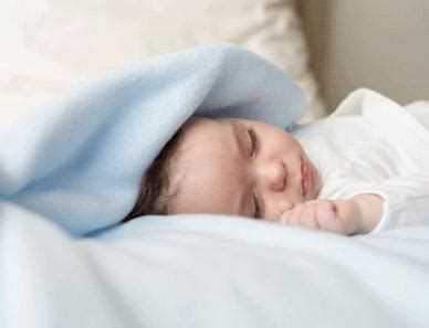 为什么婴儿不爱吃奶只想睡觉