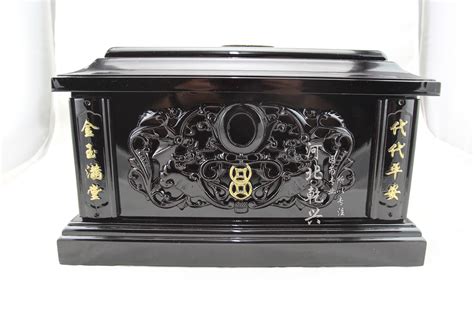 骨灰盒生產(chǎn)廠家推薦?有高檔骨灰盒的品牌嗎
