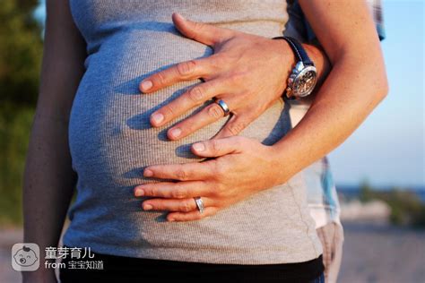 孕中期胎动多少次算正常