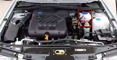 汽車水箱露水還能開嗎?會不會把導致發動機拉缸?