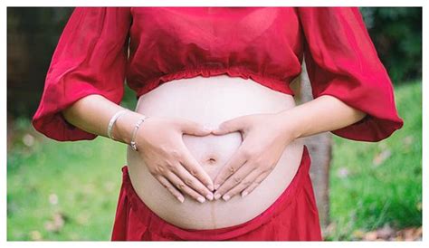 妻子怀胎12个月不生产，丈夫以为是“灵异事件”，外人一语道破