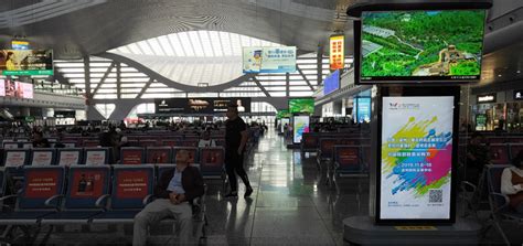 宁波的高铁站在哪里?地址最好可以说的详细一点,谢啦