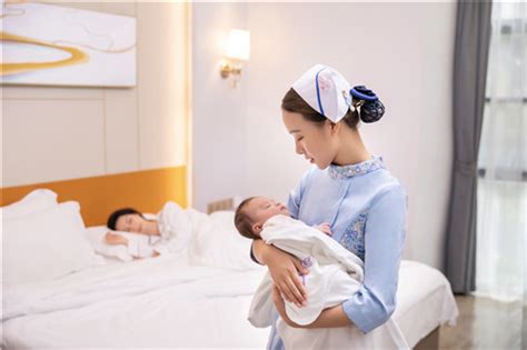 月子护理中心月嫂工资