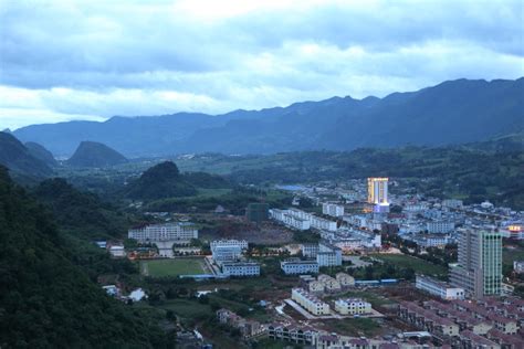 镇康到临沧坐客车需要坐多少时间?