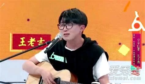 從組成化學成分上看,下列面料與其他面料不屬于同類的是A棉麻面料B絲織面料C毛紡面料D皮革面料