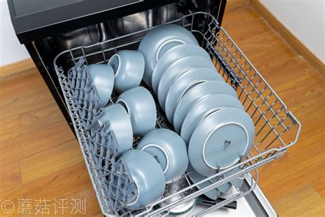 有木有人买过全自动洗碗机啊?效果怎么样啊?给推荐一下呗!多谢~