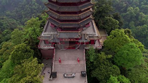 青城山是前山好耍还是后山好耍