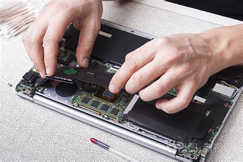 關于筆記本電腦的維修