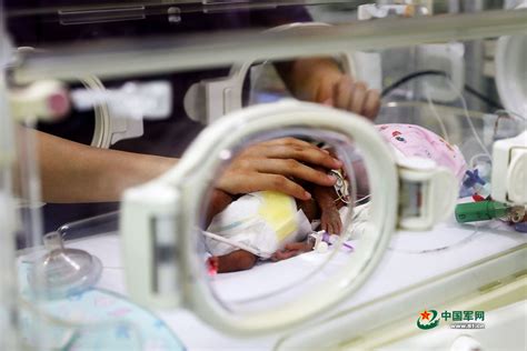 婴儿科学喂养方法