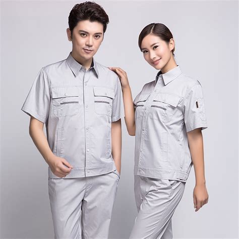 夏天統(tǒng)一的工作服穿什么好