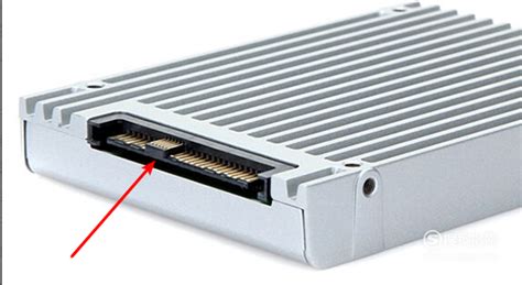 PCI - E接口的固态硬盘和SATA接口的有什么区别?