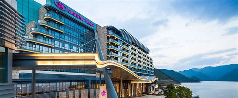 杭州爱丁堡假日酒店是几星